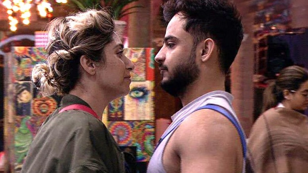 Bigg Boss OTT: Neha Bhasin lashes out at Millind Gaba after he calls